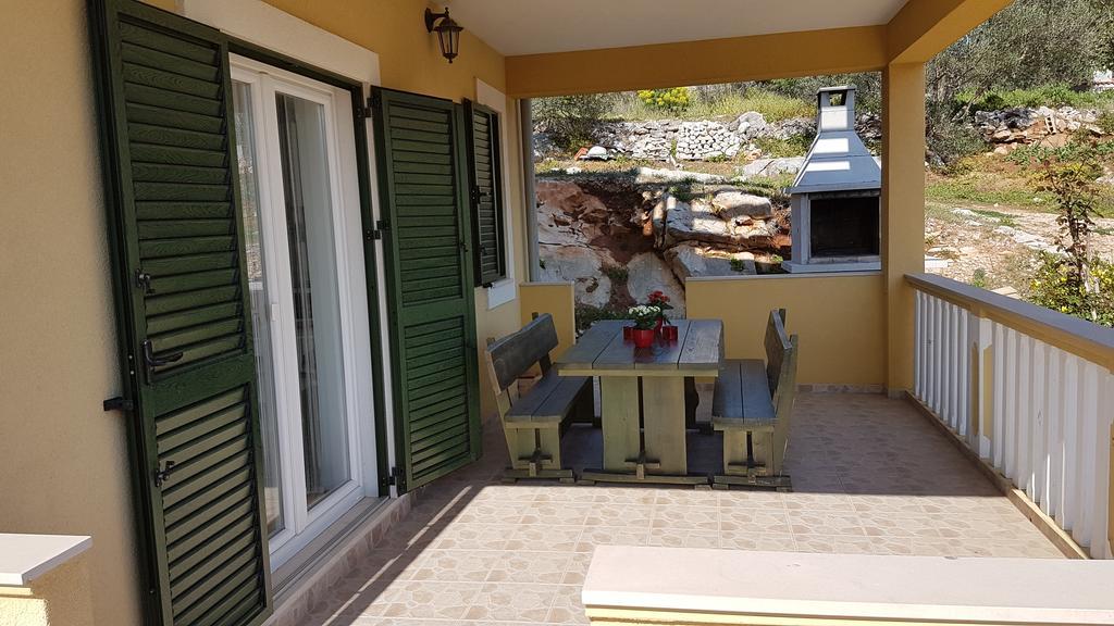 Apartment Azaleja Сали Экстерьер фото