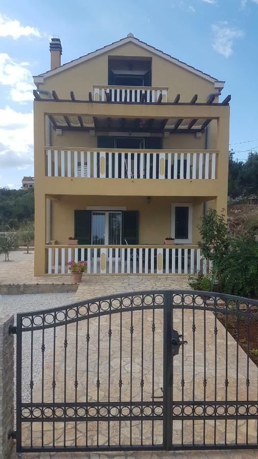 Apartment Azaleja Сали Экстерьер фото